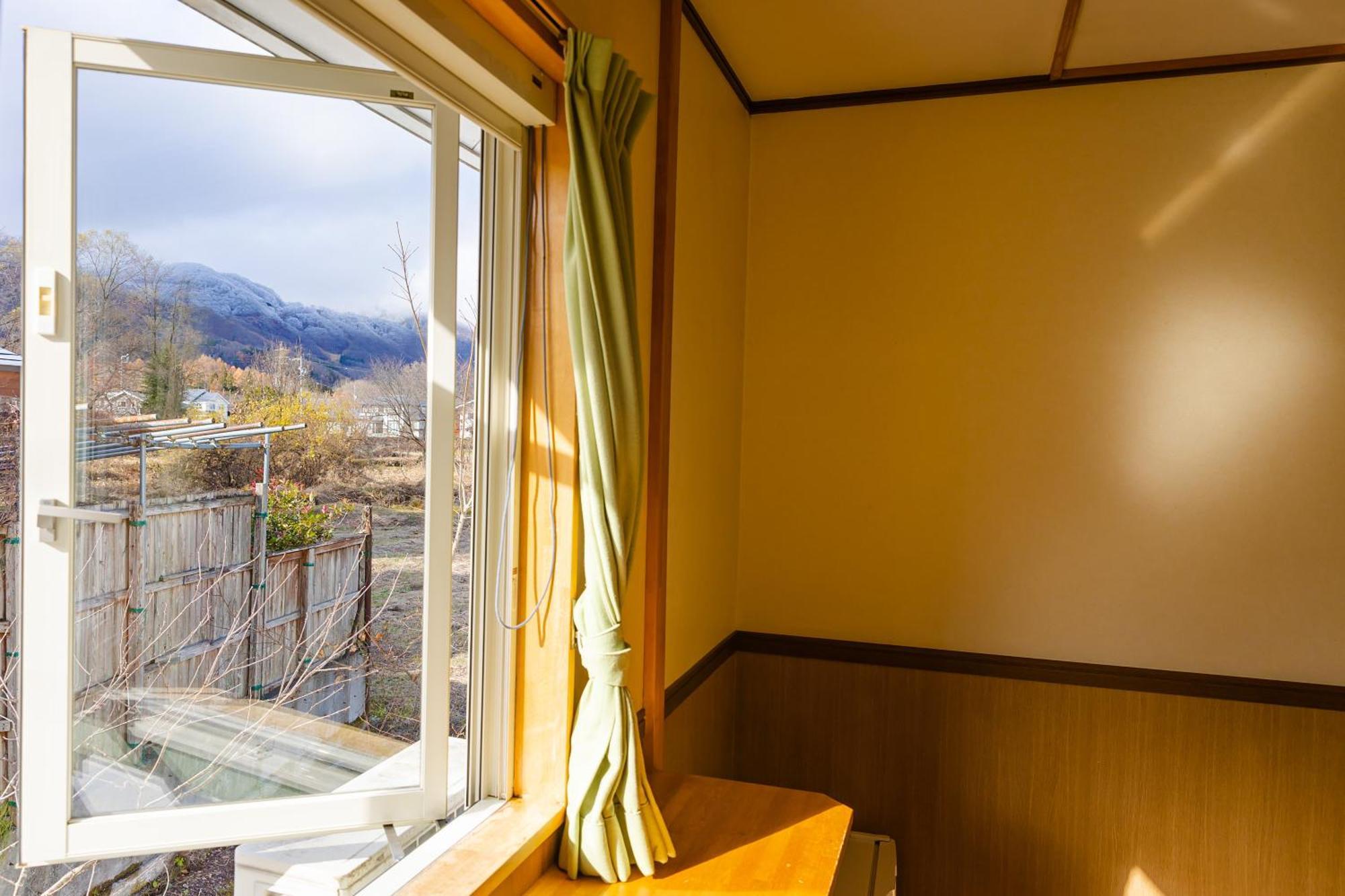 Funny Inn Hakuba Exterior foto